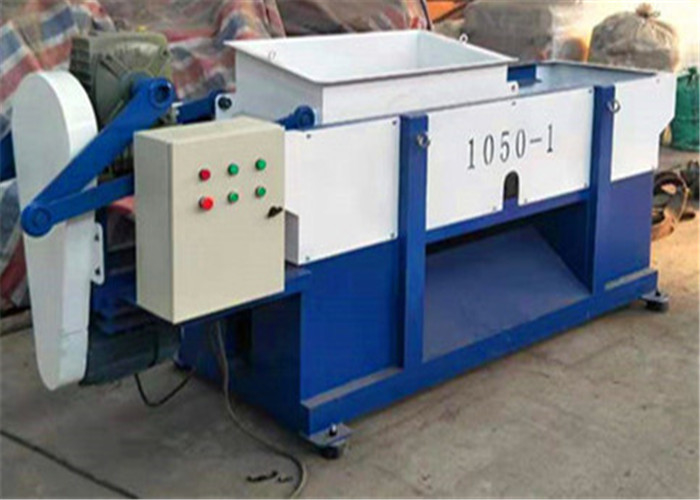 One Axis 1700kg 300kg/H Wood Crusher Machine Wood Shavings Mill