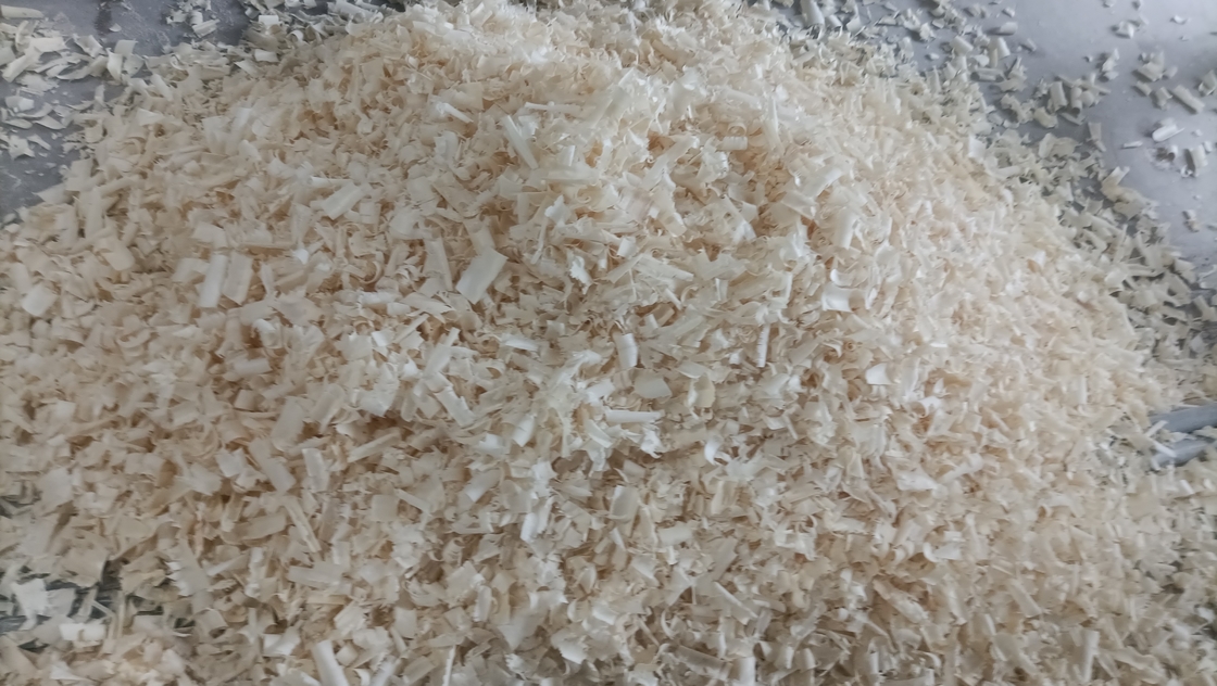 Comfortable Softwood Shavings / Sawdust Widely Used As Bedding Material For Pets