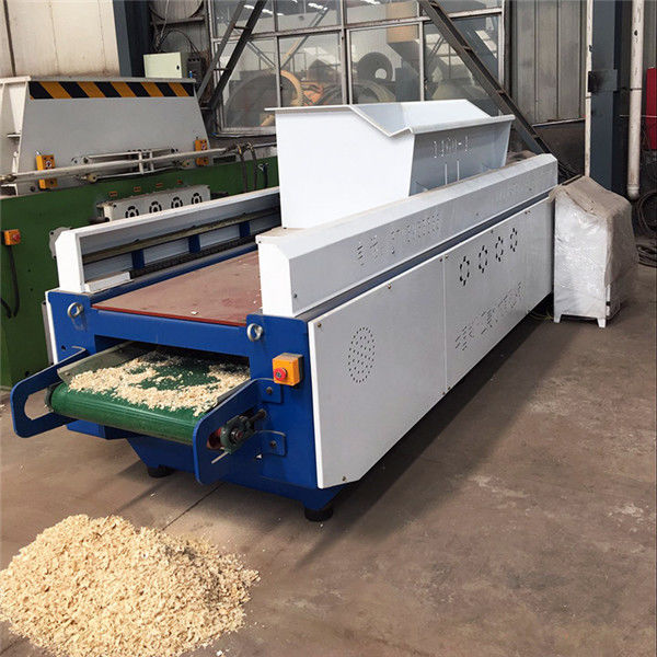 3000kg 0.5mm 3800rpm 1500kg/H Wood Shaving Machine