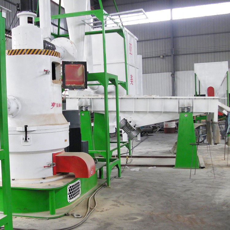 Y-850 30kw 3300r/Min 2600kg Wood Powder Mill