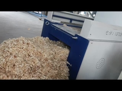 Grande machine de rasage en bois, moulin de rasage en bois hydraulique, machine de fabrication de rasage en bois.